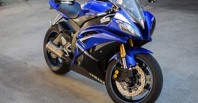 Yamaha R6 Vs R7