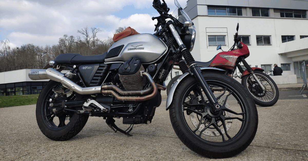 Moto Guzzi V7